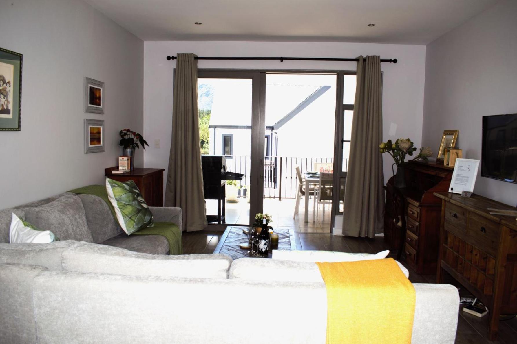 Spacious, Modern & Convenient Франсгук Екстер'єр фото